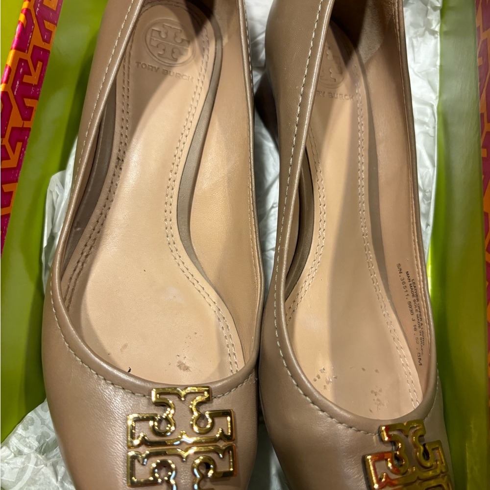 Tory Burch Melinda closed toe shoes